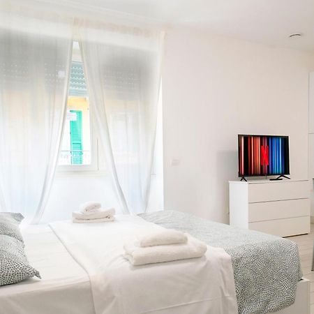 Casa Ideale Tim Appartmanti Moderni Vicina Al Centro Lecco Luaran gambar