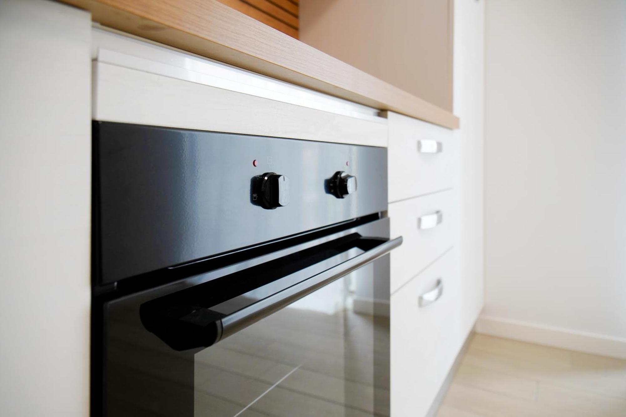 Casa Ideale Tim Appartmanti Moderni Vicina Al Centro Lecco Luaran gambar