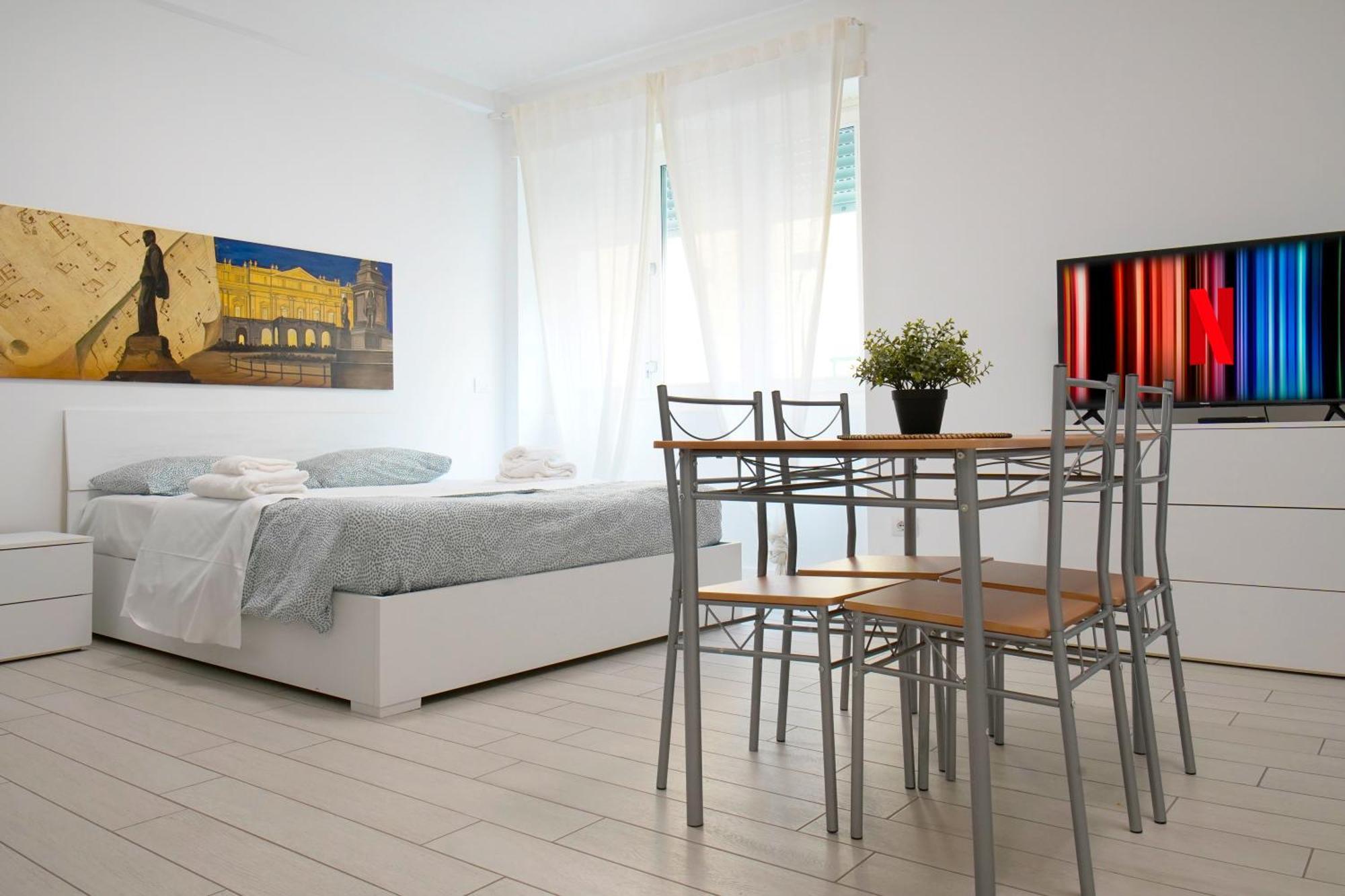 Casa Ideale Tim Appartmanti Moderni Vicina Al Centro Lecco Luaran gambar