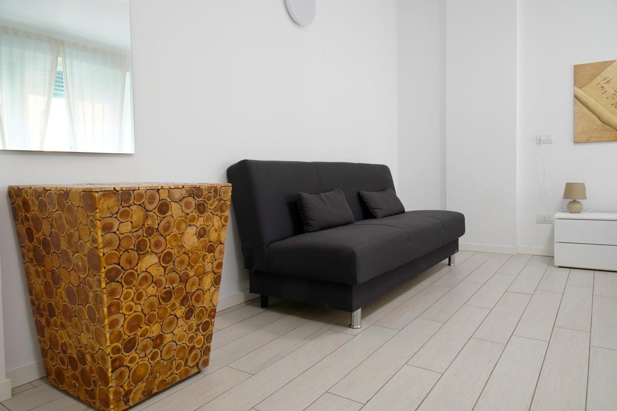 Casa Ideale Tim Appartmanti Moderni Vicina Al Centro Lecco Luaran gambar